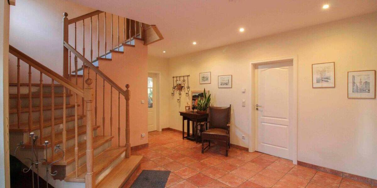 Einfamilienhaus Barmstedt - 6 Zimmer, 223 m&sup2;, 735.000&euro; | Angebot:25911391