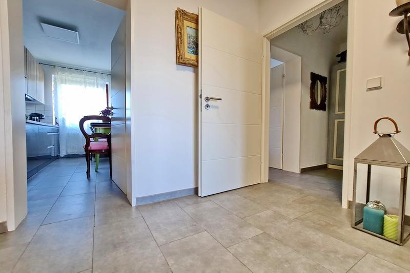 Hochwertig sanierte Sonnenloggia-Wohnung mit Traum-Aussicht !!! Wohnen an der Grenze Hamburgs ! - Etagenwohnung Schenefeld | Angebot:15799908