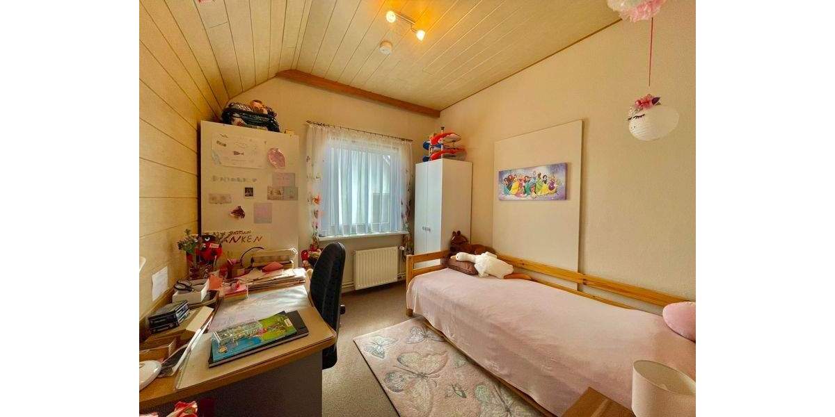 Mehrfamilienhaus, Wohnhaus Hamburg / Lohbrügge Lohbrügge - 9 Zimmer, 181 m&sup2;, 539.900&euro; | Angebot:25745218