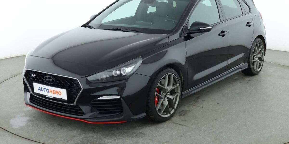 Hyundai i30 82.894 km 22.060 &euro; Hamburg 22529