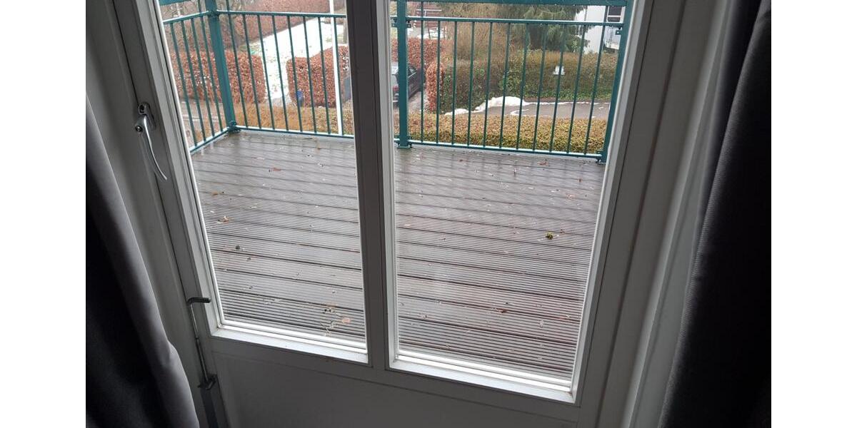 Etagenwohnung Reinbek - 3 Zimmer, 88 m&sup2;, 1.350&euro; | Angebot:25612537