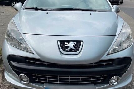 Peugeot 207 158.000 km 1.800 &euro; Hamburg 22045