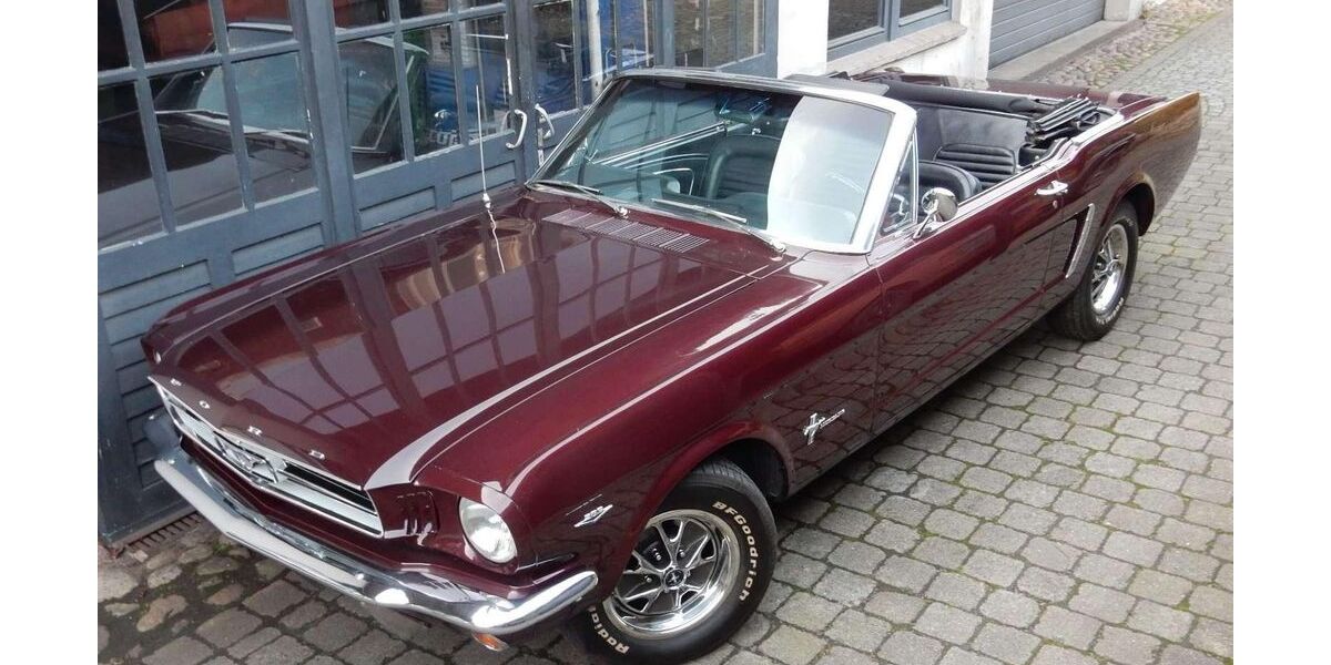 Ford Mustang 121.577 km 36.500 &euro; Hamburg 22179