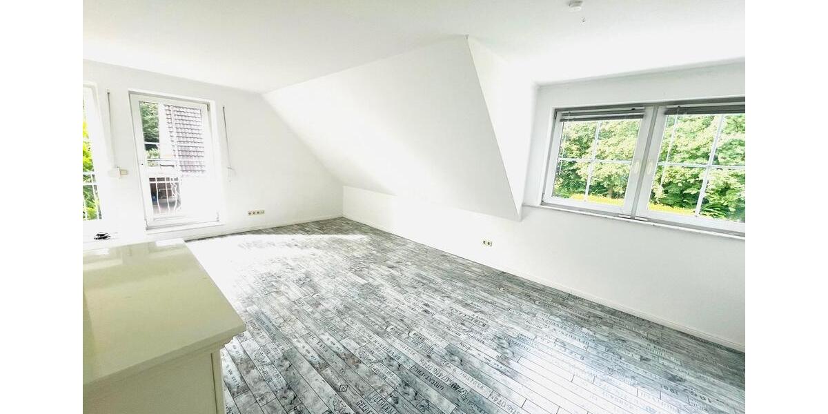 Dachgeschoßwohnung Kisdorf - 4 Zimmer, 85 m&sup2;, 1.100&euro; | Angebot:26663278