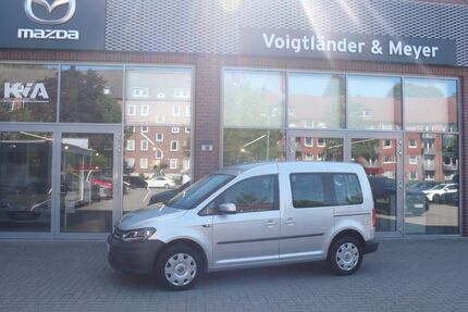 VW Caddy 84.143 km 19.885 &euro; Hamburg 22049