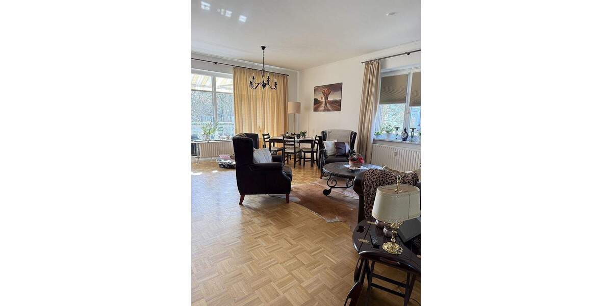 Etagenwohnung Ahrensburg - 3 Zimmer, 93 m&sup2;, 1.255&euro; | Angebot:25797317