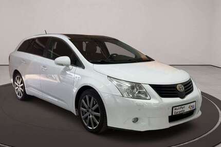 Toyota Avensis 199.000 km 6.790 &euro; Hamburg 22043