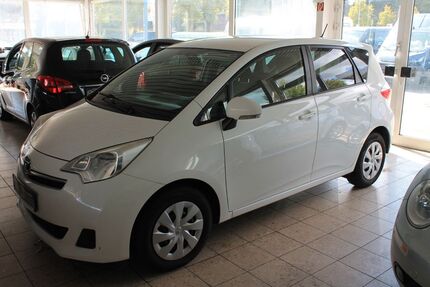 Toyota Verso-S 76.978 km 9.990 &euro; Bad Oldesloe 23843
