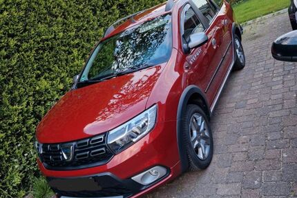 Dacia Logan 120.000 km 8.700 &euro; Tangstedt 22889