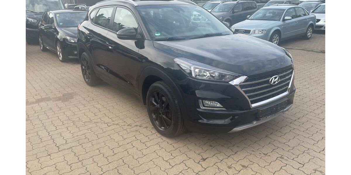 Hyundai TUCSON 181.900 km 13.990 &euro; Hamburg 21107