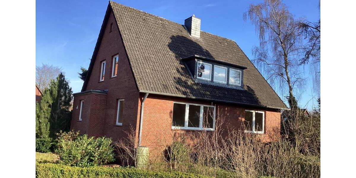 Einfamilienhaus Bad Oldesloe - 6 Zimmer, 150 m&sup2;, 1.500&euro; | Angebot:25856328