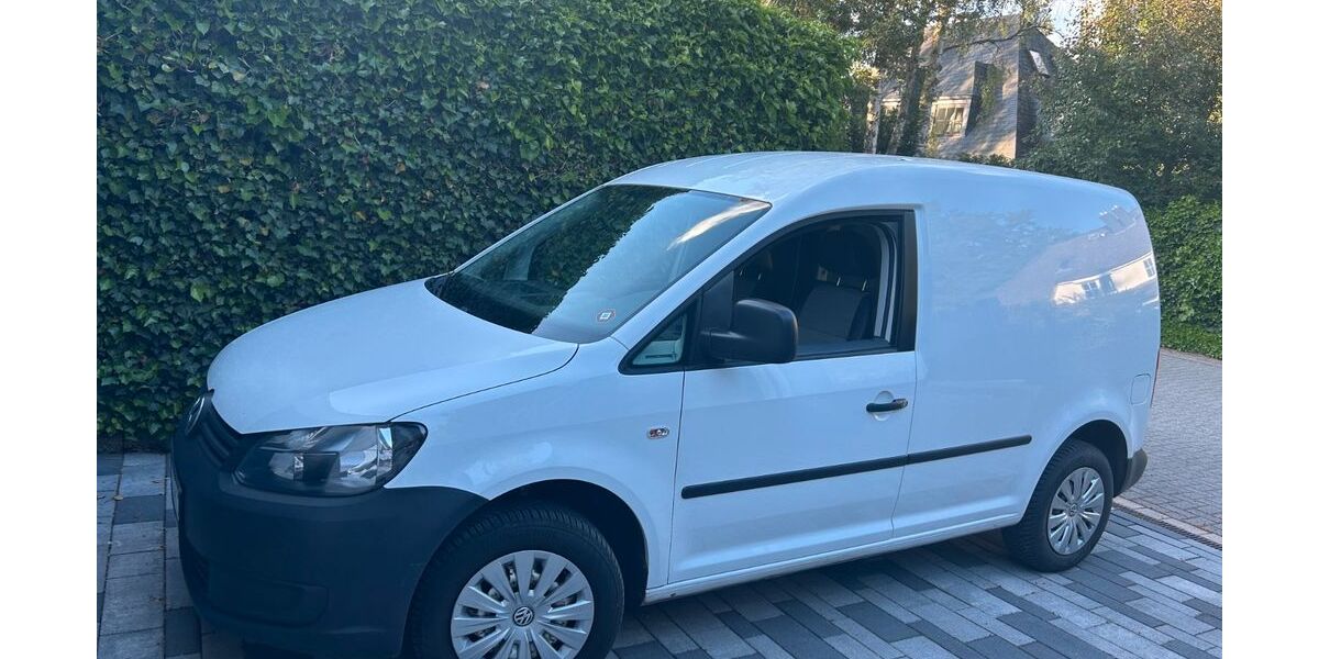 VW Caddy 124.000 km 6.500 &euro; Hamburg 22359