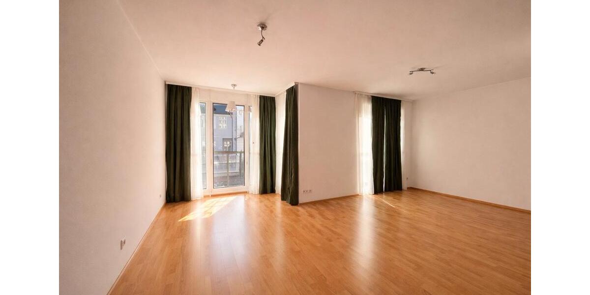 Etagenwohnung Hamburg Altona - 2 Zimmer, 52 m&sup2;, 1.800&euro; | Angebot:26006570