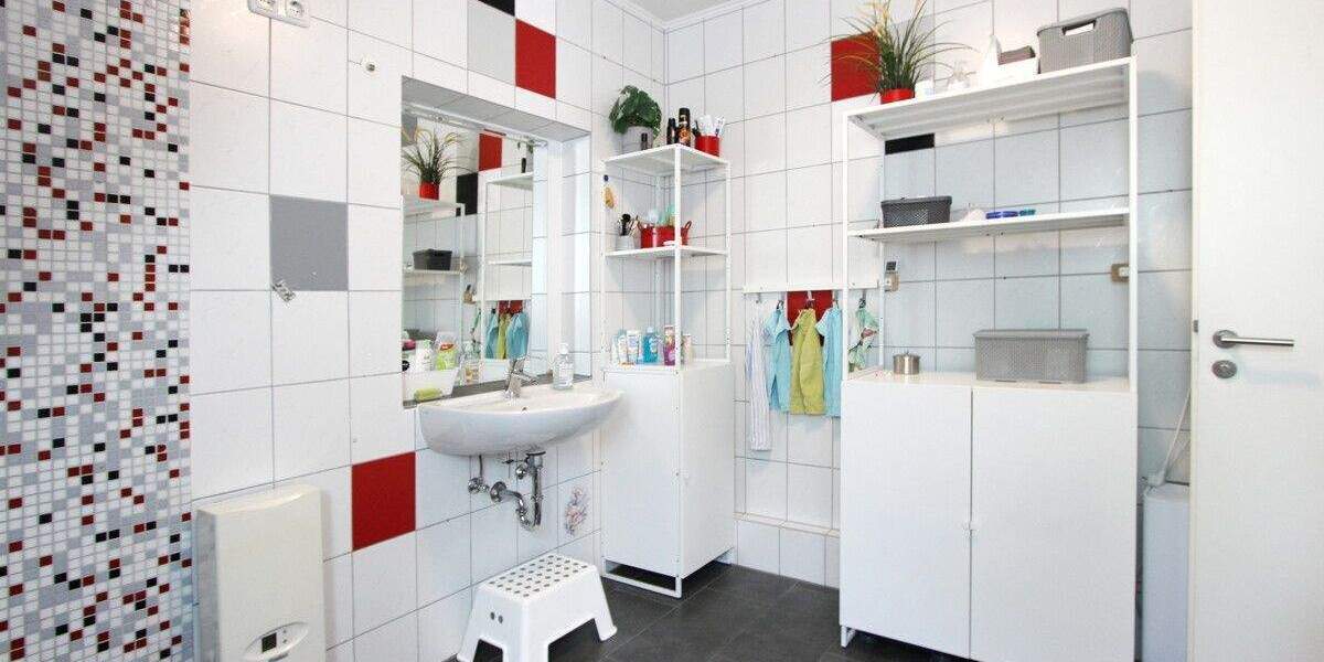 Mehrfamilienhaus, Wohnhaus Barmstedt - 9 Zimmer, 529.000&euro; | Angebot:25743513