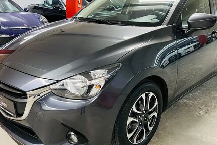 Mazda 2 110.012 km 10.500 &euro; Hamburg 20537