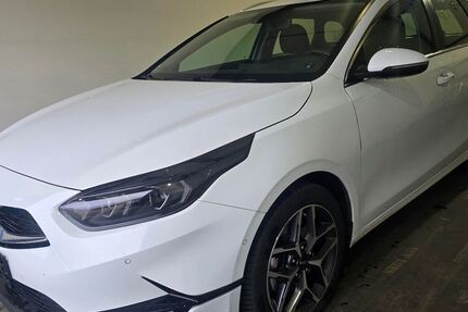 Kia ceed Sportswagon 130.000 km 16.450 &euro; Hamburg 21079