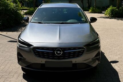 Opel Insignia 99.900 km 16.990 &euro; Hamburg 22159
