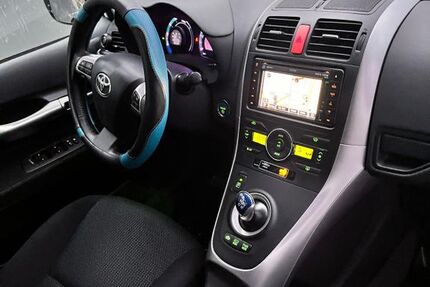 Toyota Auris 106.000 km 10.000 &euro; Wedel 22880