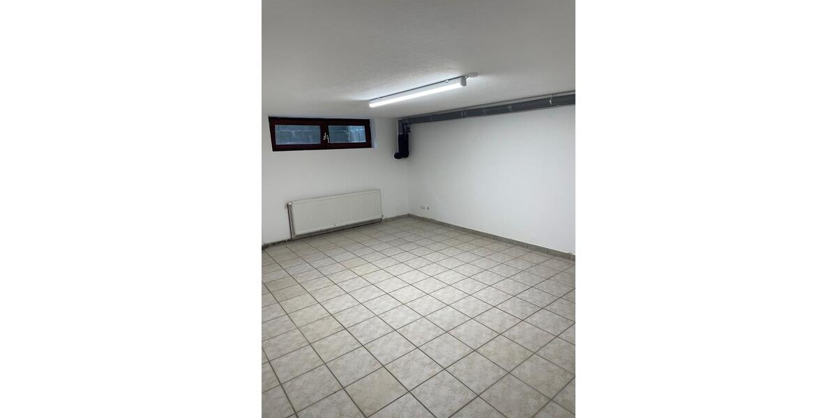 Dachgeschoßwohnung Quickborn - 3 Zimmer, 116 m&sup2;, 1.200&euro; | Angebot:24611415