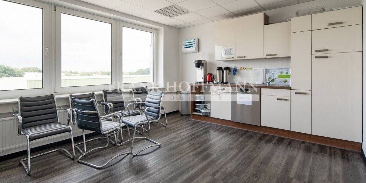 Gewerbeobjekt Kaltenkirchen - 3.744&euro; | Angebot:25700471