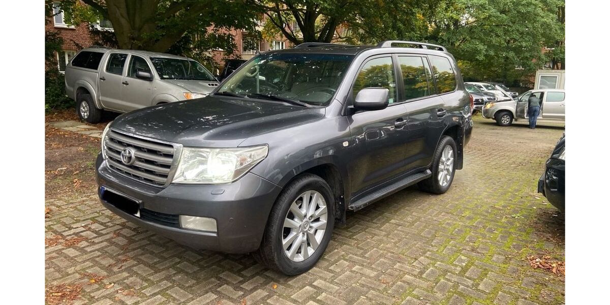 Toyota Land Cruiser 176.000 km 22.500 &euro; Hamburg 20535