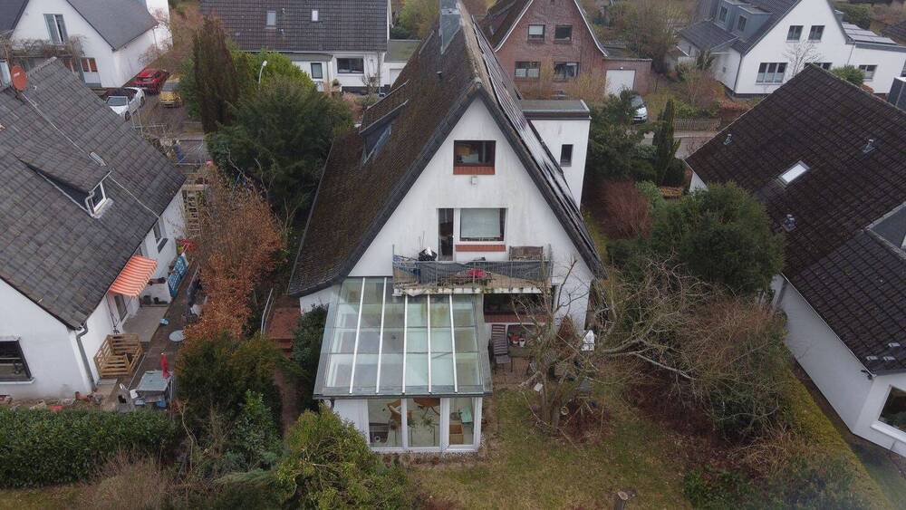 Einfamilienhaus Hamburg Eißendorf - 8 Zimmer, 221 m&sup2;, 635.000&euro; | Angebot:26065120