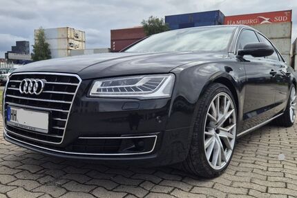 Audi A8 214.000 km 21.000 &euro; Hamburg 20457