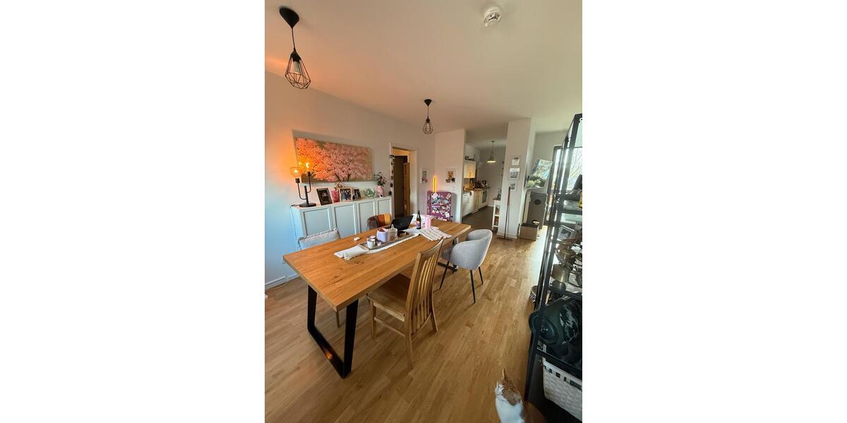 Etagenwohnung Hamburg Wandsbek - 3 Zimmer, 86 m&sup2;, 1.768&euro; | Angebot:26004941