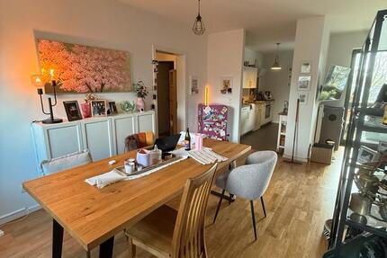 Wohnung Hamburg Wandsbek - 3 Zimmer, 86 m&sup2;, 1.768&euro; | Angebot:26004941