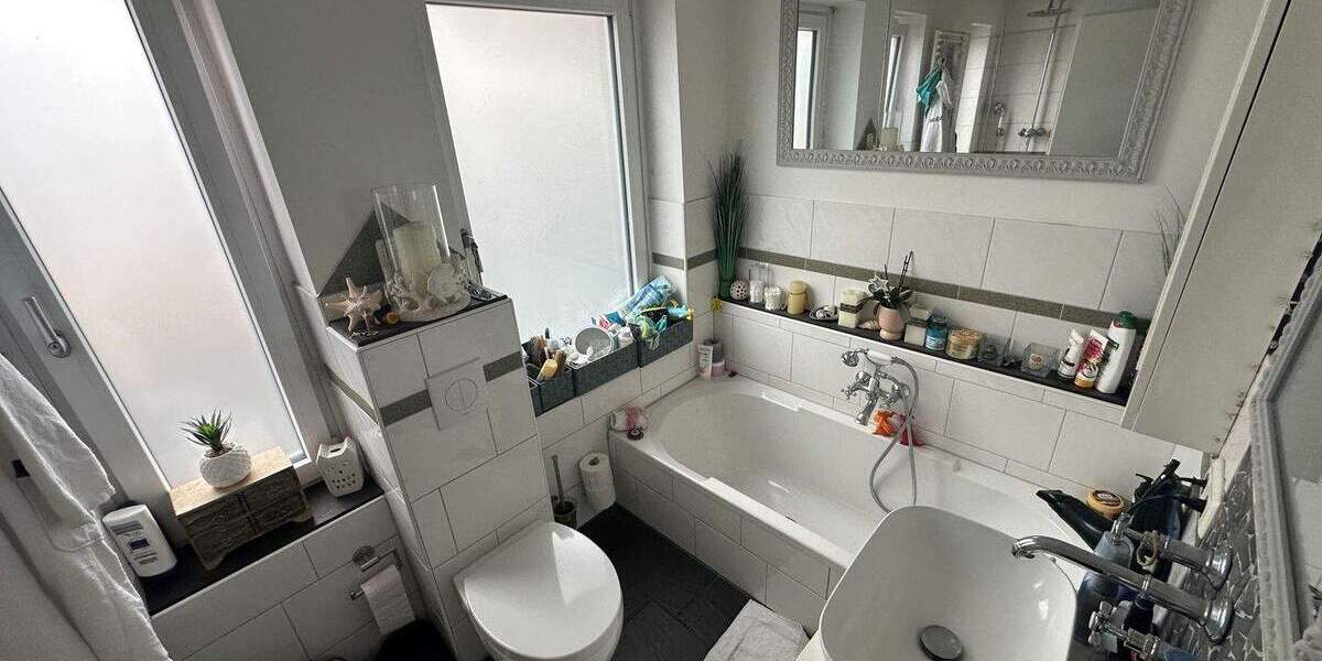 Mehrfamilienhaus, Wohnhaus Moorrege - 8 Zimmer, 180 m&sup2;, 449.000&euro; | Angebot:25697861