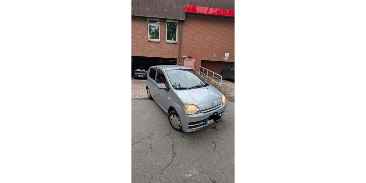 Daihatsu Cuore 102.000 km 2.499 &euro; Hamburg 21107