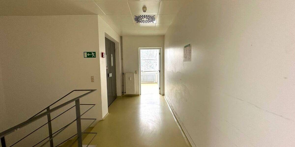 Gewerbeobjekt Barsbüttel - 9 Zimmer, 122 m&sup2;, 1.464&euro; | Angebot:25692078