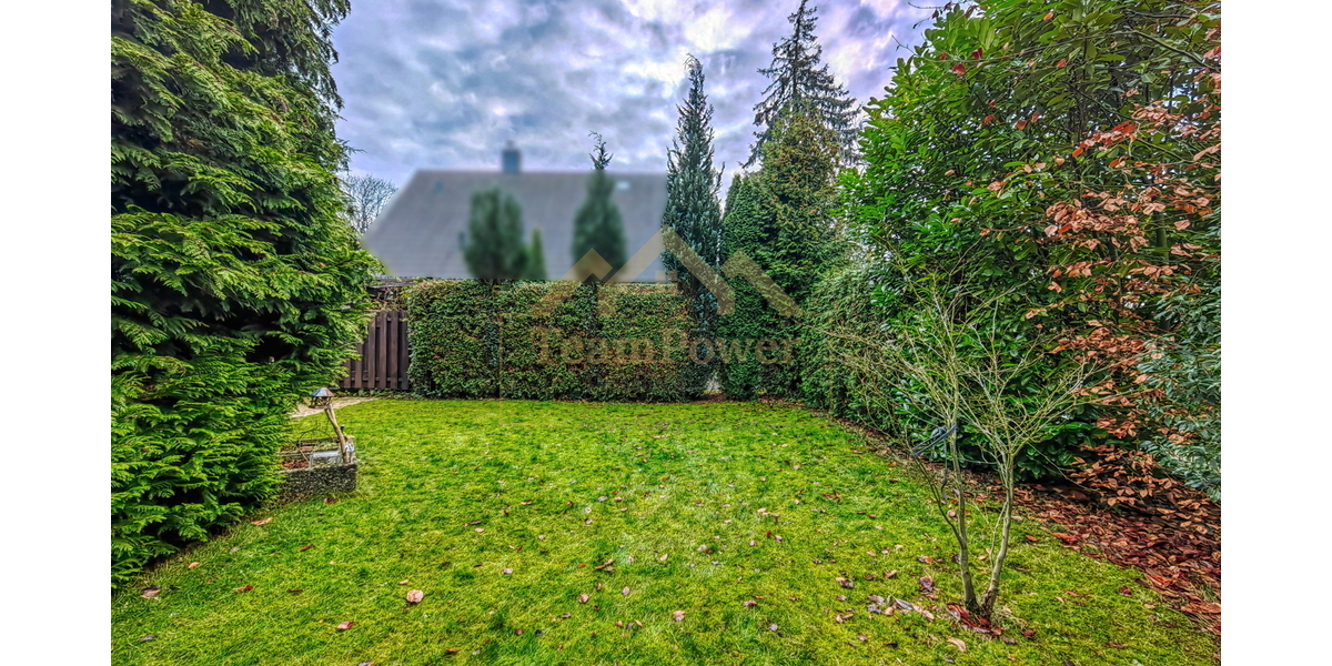 Rarität in Bestlage: Historischer Charme mit 2 Wohneinheiten, Wintergarten und sonnigem Grundstück - Zweifamilienhaus Hamburg Wandsbek | Angebot:25365900