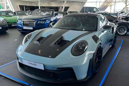 Porsche 992 1.699 km 329.992 &euro; Hamburg 22047