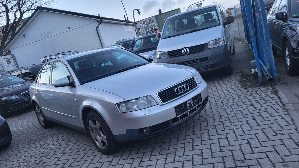 Audi A4 191.456 km 1.995 &euro; Hamburg 20539
