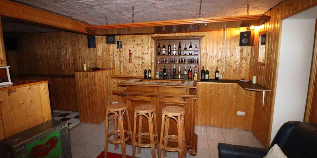 Einfamilienhaus Groß Niendorf - 7 Zimmer, 215 m&sup2;, 695.000&euro; | Angebot:25769322