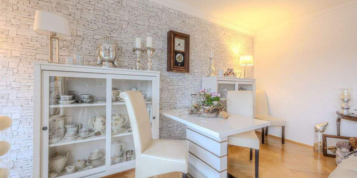 Etagenwohnung Hamburg / Rahlstedt Rahlstedt - 3 Zimmer, 94 m&sup2;, 335.000&euro; | Angebot:25731150