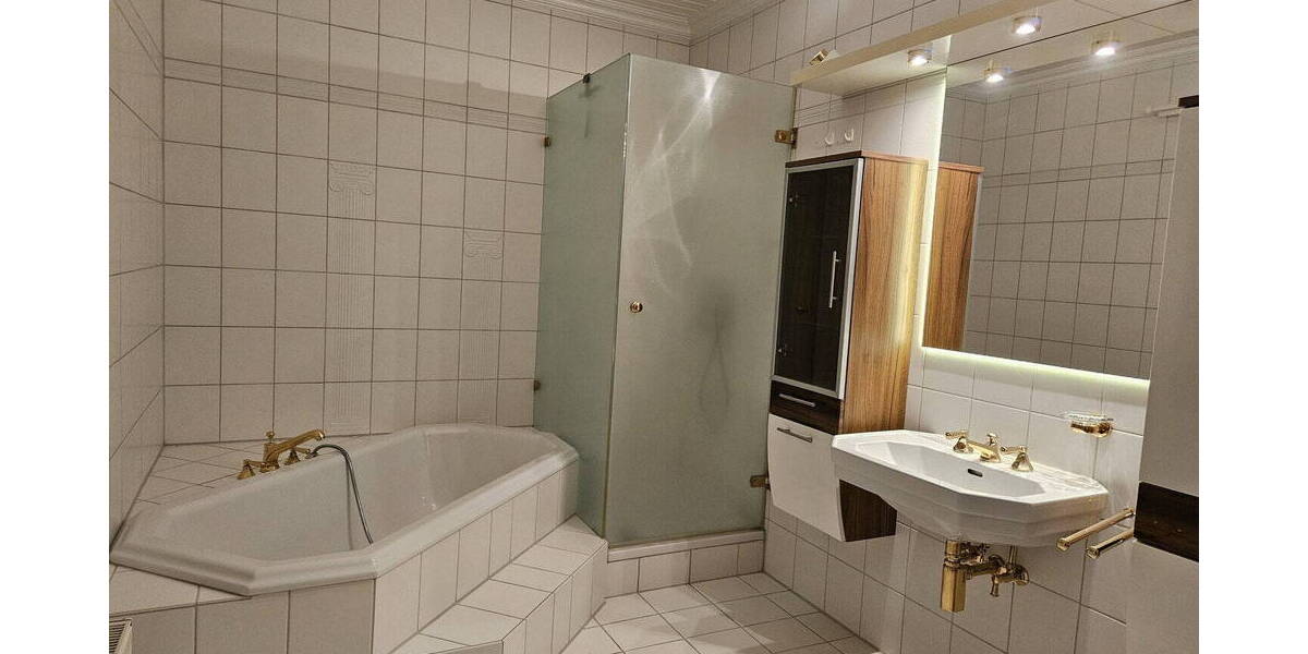 Einfamilienhaus Sülfeld Tönningstedt - 1 Zimmer, 298 m&sup2;, 650.000&euro; | Angebot:26064925