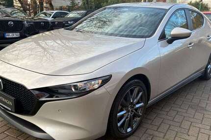 Mazda 3 20.460 km 22.950 &euro; Hamburg 21033