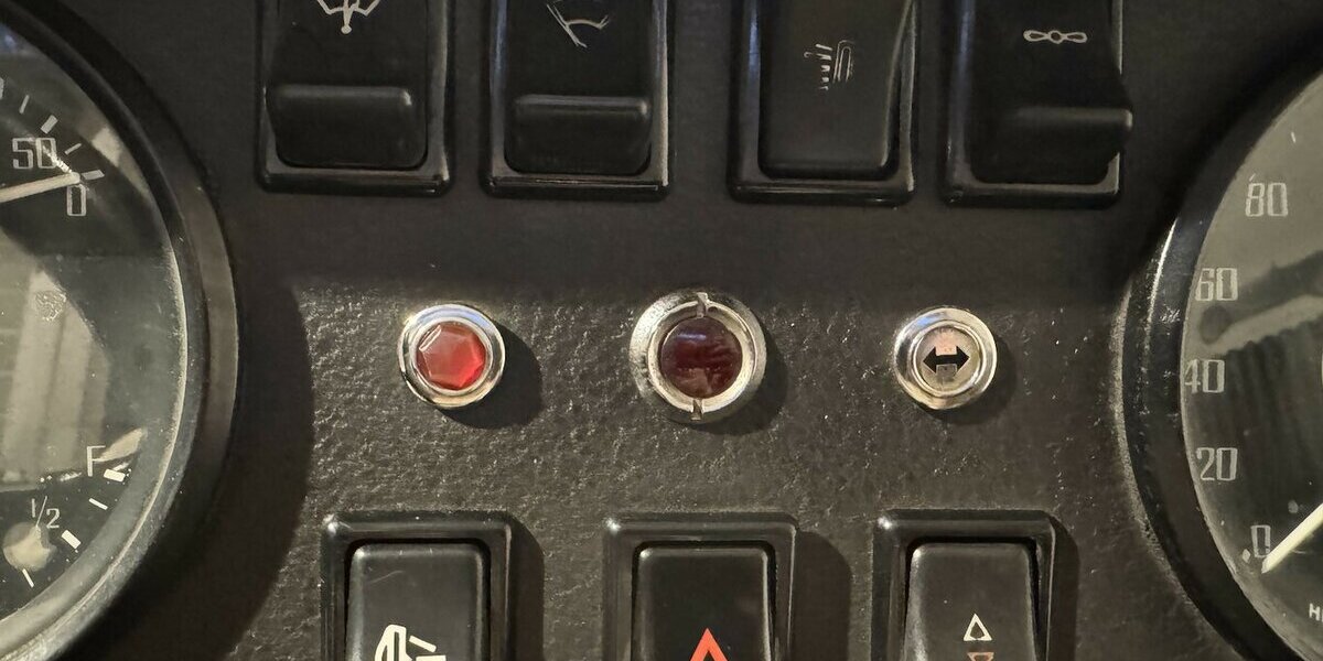 Morgan Plus 8 Früher Achter mit zauberhafter Patina 78.000 km 34.999 &euro; Hamburg 22339