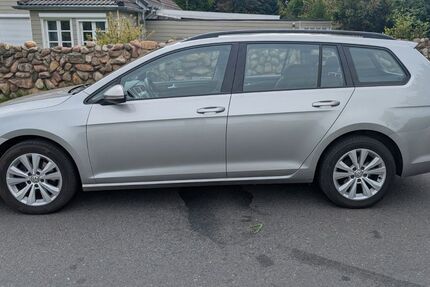 VW Golf 193.000 km 5.999 &euro; Lentföhrden 24632