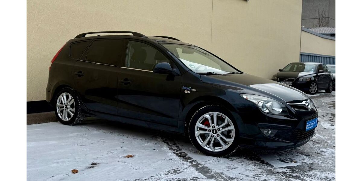 Hyundai i30 83.835 km 7.490 &euro; Hamburg 20537