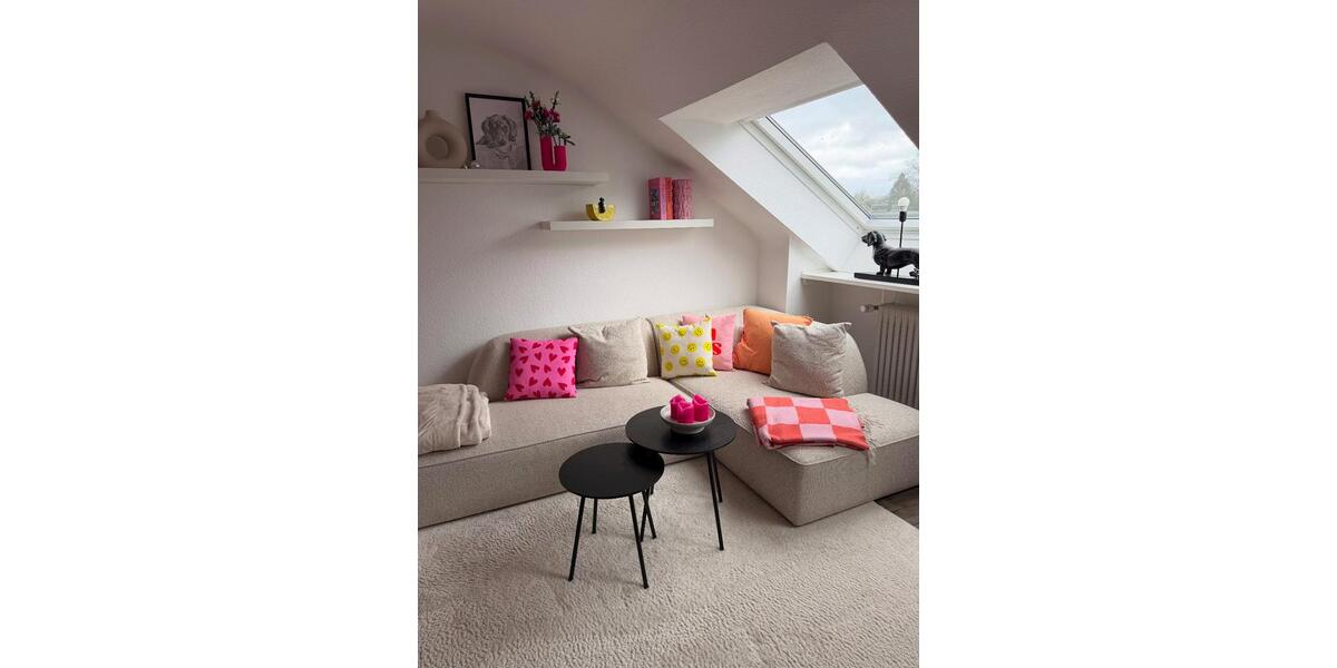 Dachgeschoßwohnung Pinneberg - 3 Zimmer, 63 m&sup2;, 750&euro; | Angebot:25963515