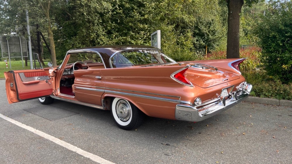 Chrysler Saratoga 88.600 km 38.900 &euro; Hamburg 20038