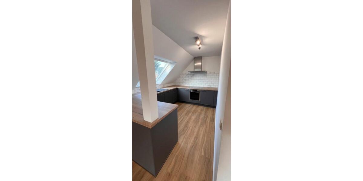 Dachgeschoßwohnung Hamburg Niendorf - 2 Zimmer, 92 m&sup2;, 1.690&euro; | Angebot:24700356