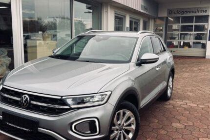 VW T-Roc 108.100 km 17.690 &euro; Stuvenborn 24641