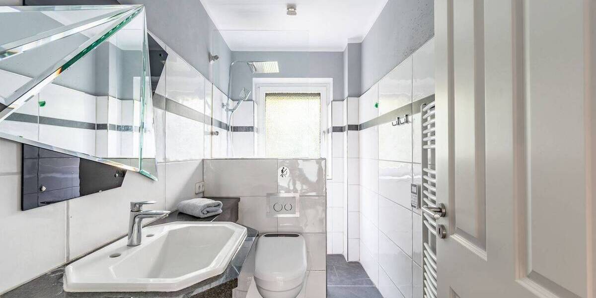 Einfamilienhaus Hamburg / Rissen Rissen - 7 Zimmer, 180 m&sup2;, 798.000&euro; | Angebot:25674418