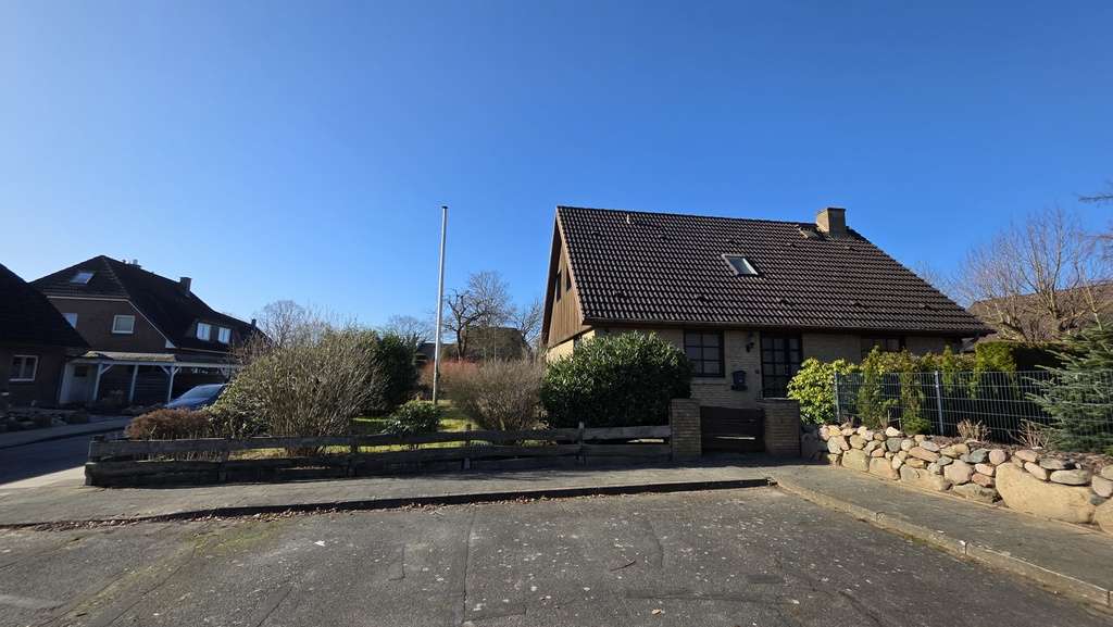 Einfamilienhaus Tremsbüttel - 5.5 Zimmer, 138 m&sup2;, 383.000&euro; | Angebot:25157320