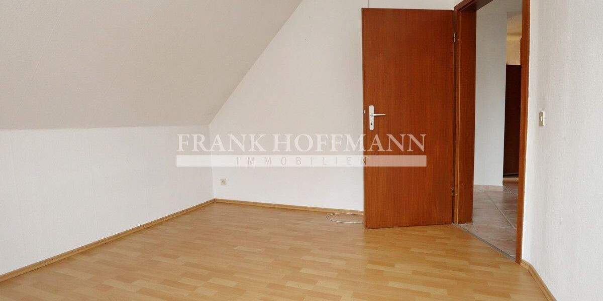 Mehrfamilienhaus, Wohnhaus Hartenholm - 7 Zimmer, 166 m&sup2;, 299.000&euro; | Angebot:25700589