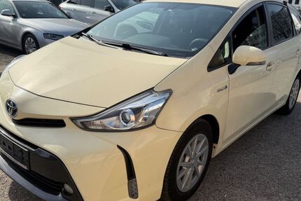Toyota Prius+ 449.900 km 11.490 &euro; Hamburg 22047